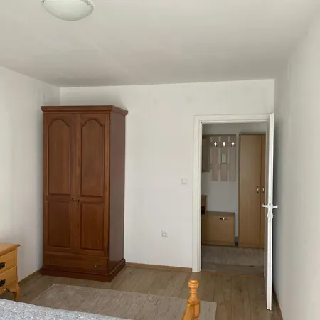Lepara * Konjic