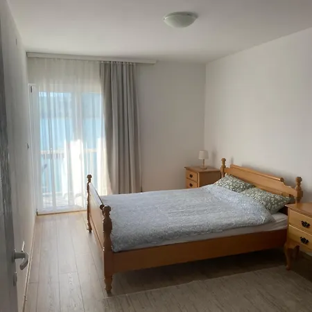 Apartment Lepara *